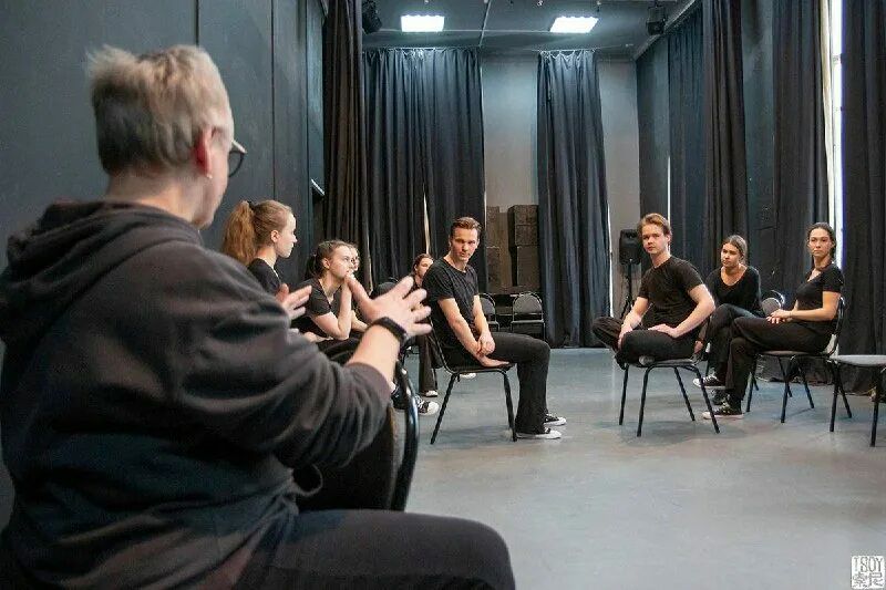 Участников «Театрального Приволжья» пригласили стать студентом Театрального института на день